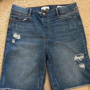 Women Bermuda shorts 12